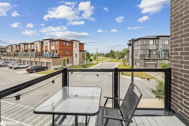 Additional image 21 of 590 North Service Rd Unit 113