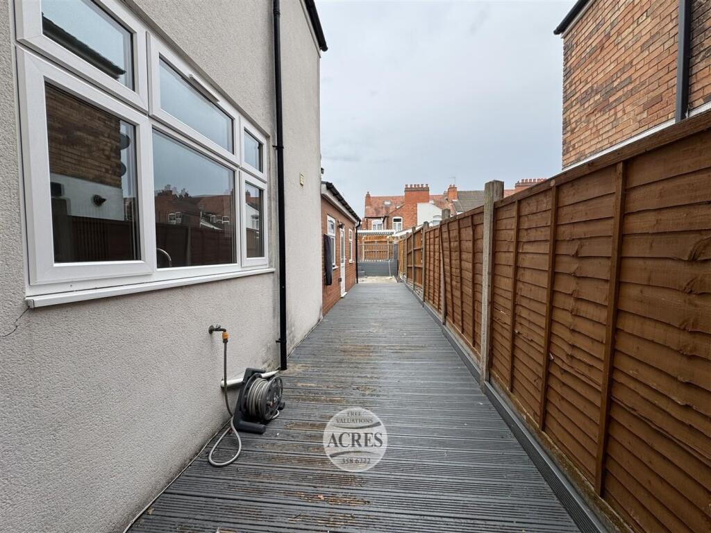 Additional image 39 of Earlsbury Gardens, Handsworth Wood, Birmingham