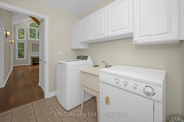 Additional image 15 of 40 Wesleyan Crt Unit 45