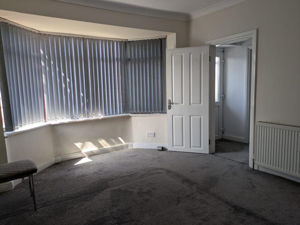 Birmingham Road, Birmingham, B43