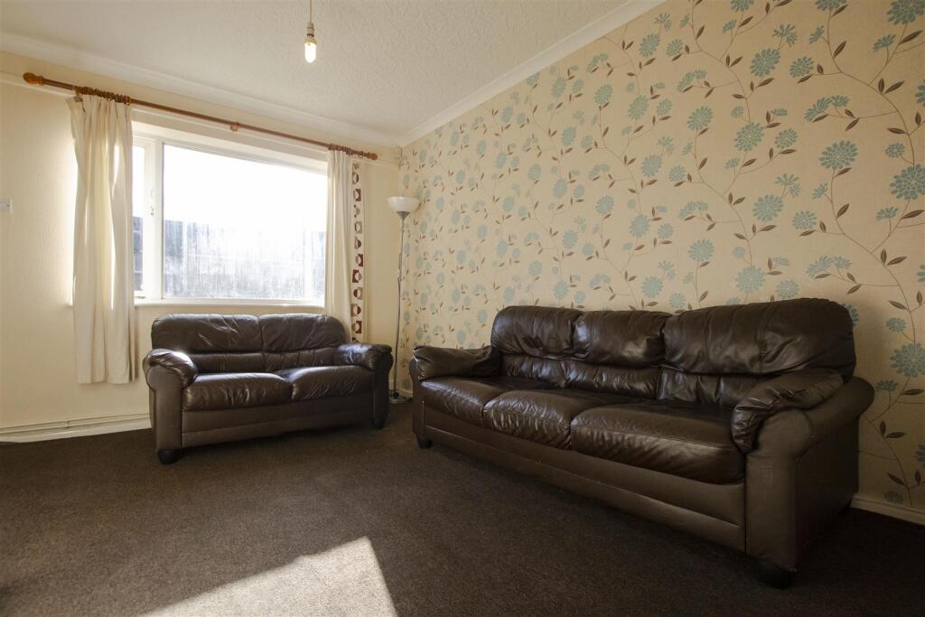 Additional image 11 of Fladbury Crescent, Birmingham, West Midlands, B29