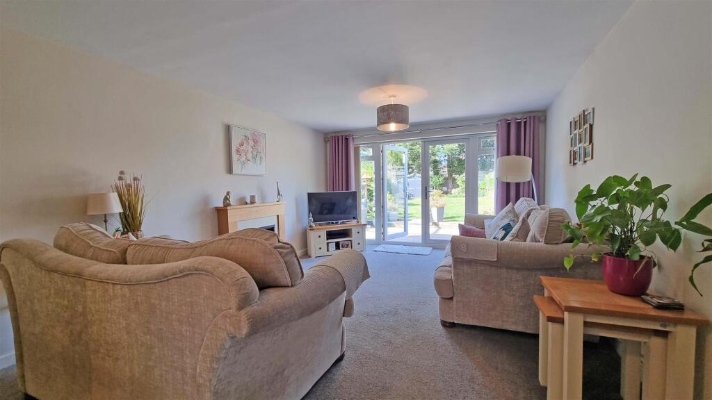 Additional image 8 of Chesterfield Close, Nortfield