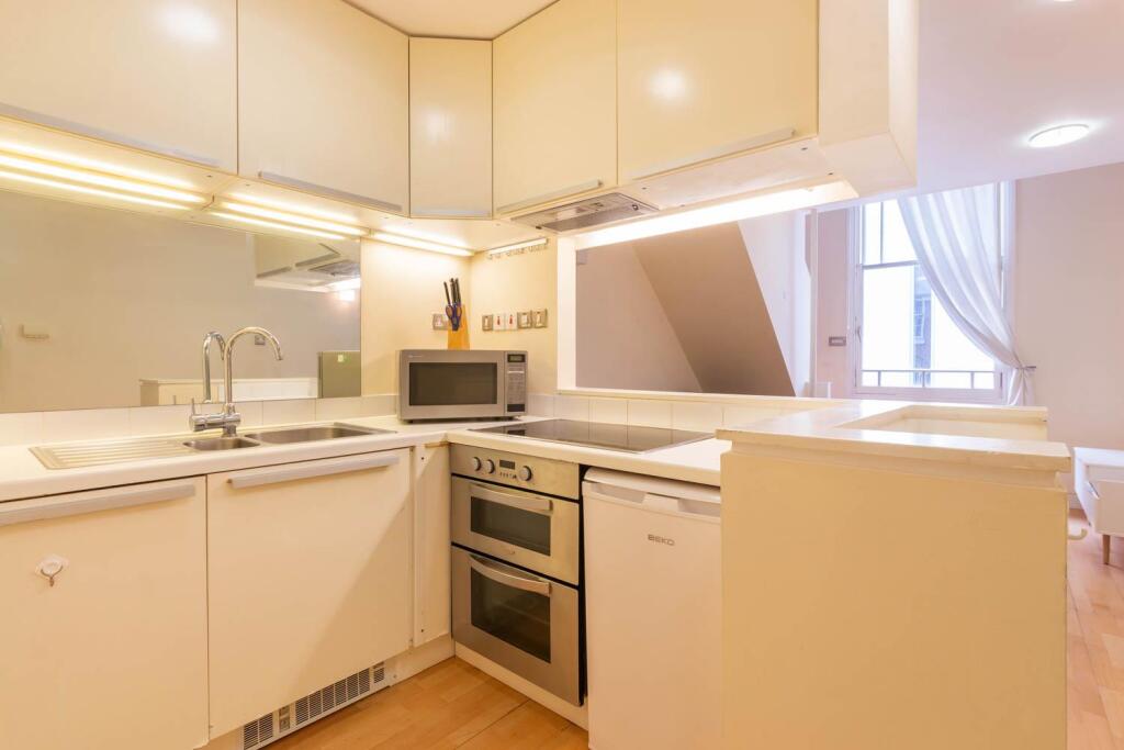 Additional image 11 of Cathedral Apartments, Barwick Street, B3 2NT