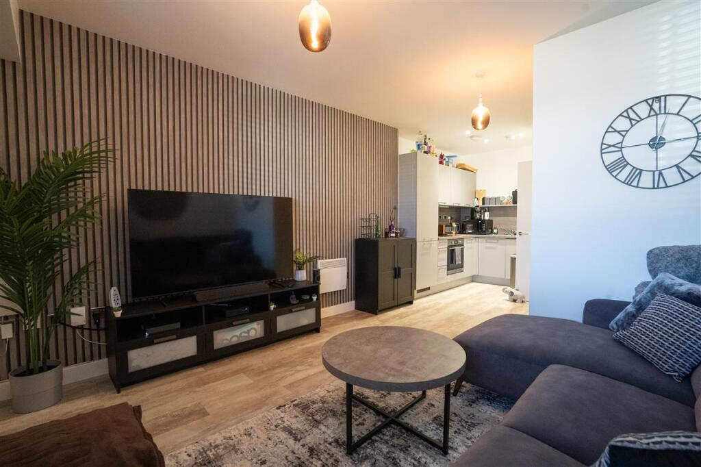 Additional image 3 of Wagon Lane, Birmingham