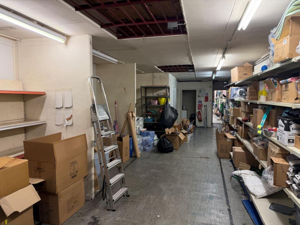 房产图片 5 - 英国伯明翰金斯顿区霍索恩路216号，邮编B44 8PP