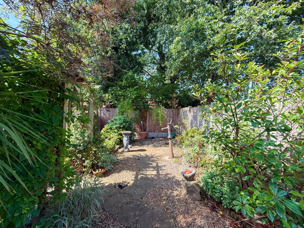 Additional image 20 of Yew Tree Lane, Yardley