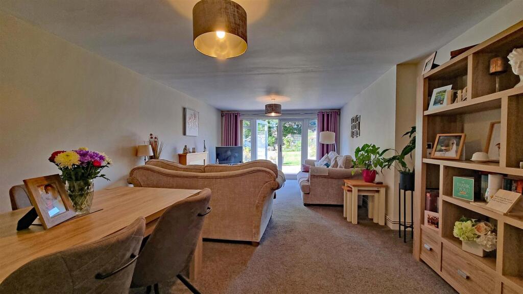 Additional image 7 of Chesterfield Close, Nortfield