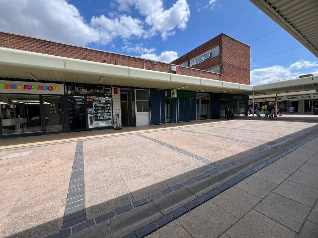 Additional image 6 of Maple Walk -3 Bed Flat Fully Let For 7 Years, Chelmsley Wood, Solihull, B37