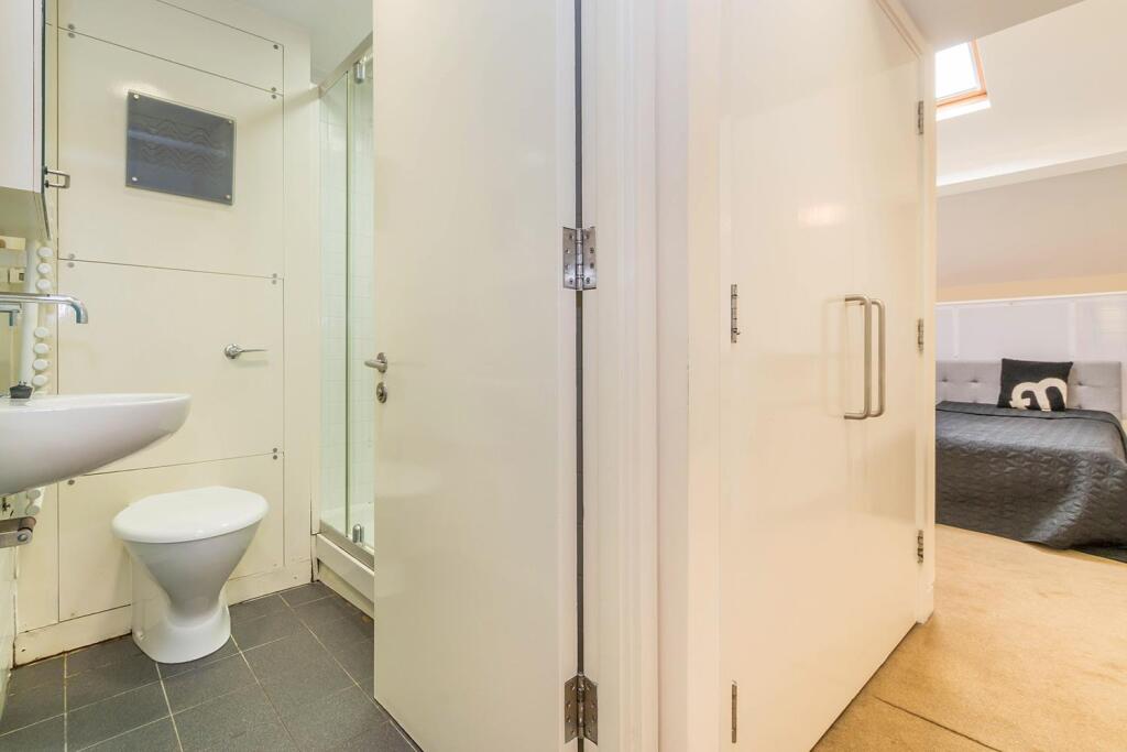 Additional image 9 of Cathedral Apartments, Barwick Street, B3 2NT