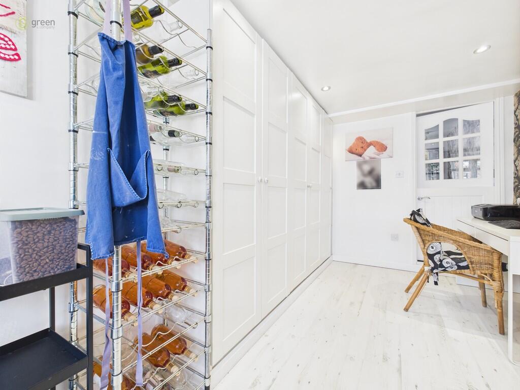 Additional image 37 of Runcorn Close, Bacons End