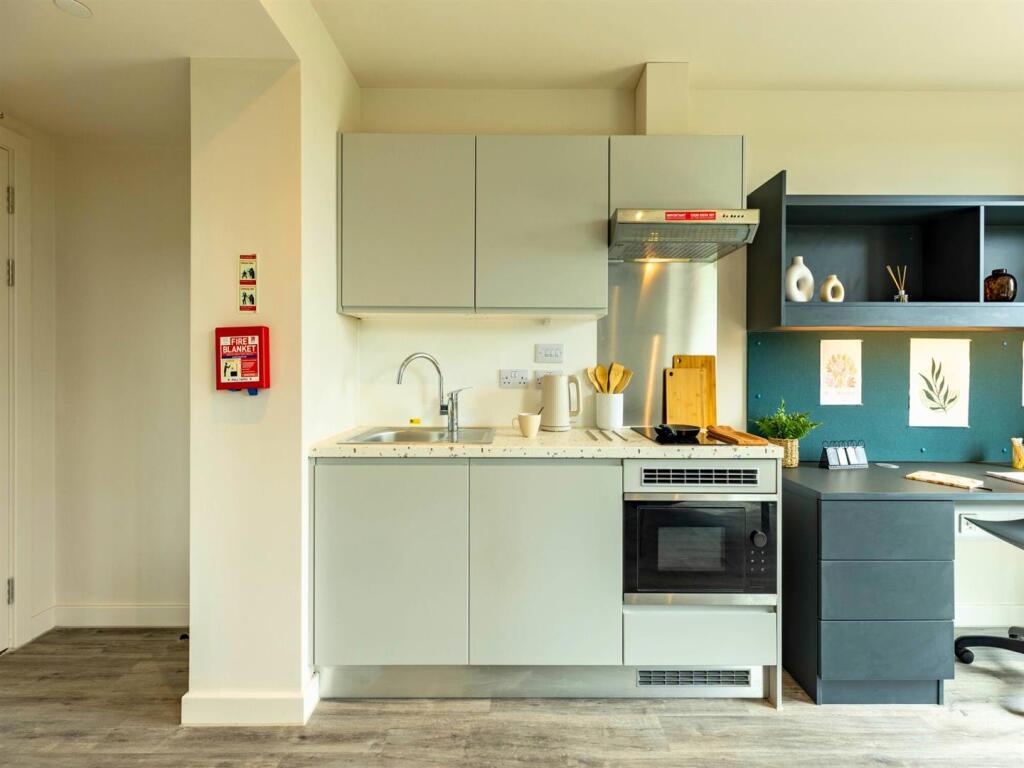 Additional image 40 of Birmingham | Student | September | B30