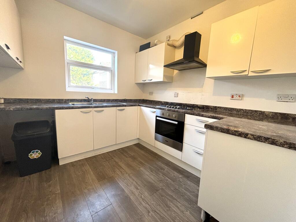 Additional image 8 of Stratford road, Hall Green, B28