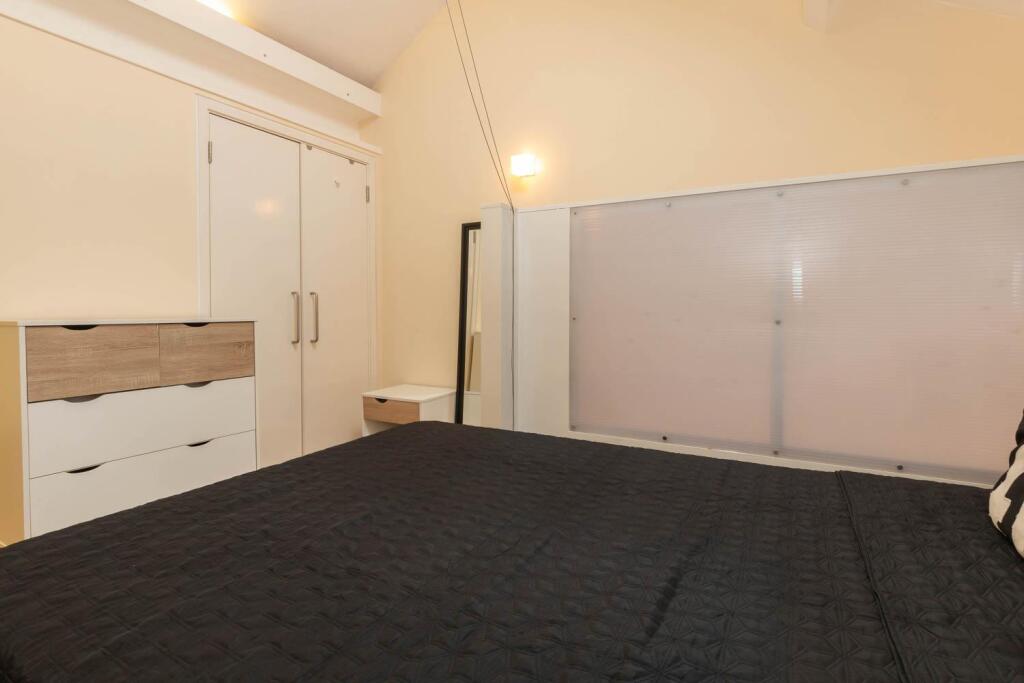 Additional image 7 of Cathedral Apartments, Barwick Street, B3 2NT