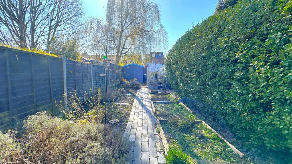 Additional image 21 of Gristhorpe Road, Selly Park, Birmingham