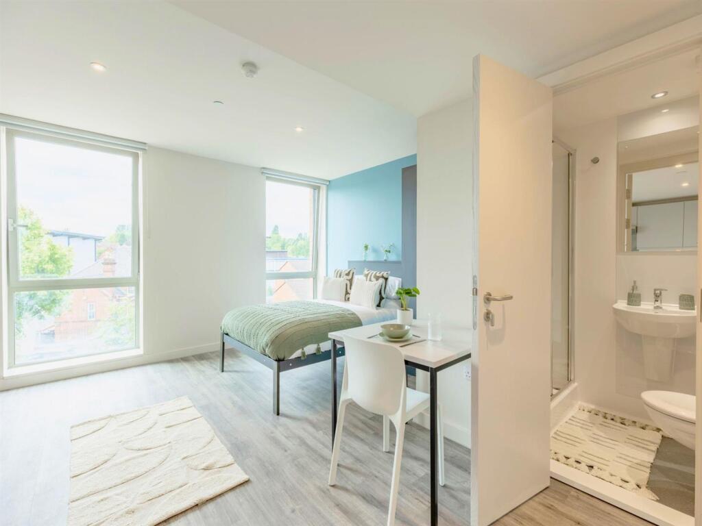 Additional image 19 of Birmingham | Student | September | B30