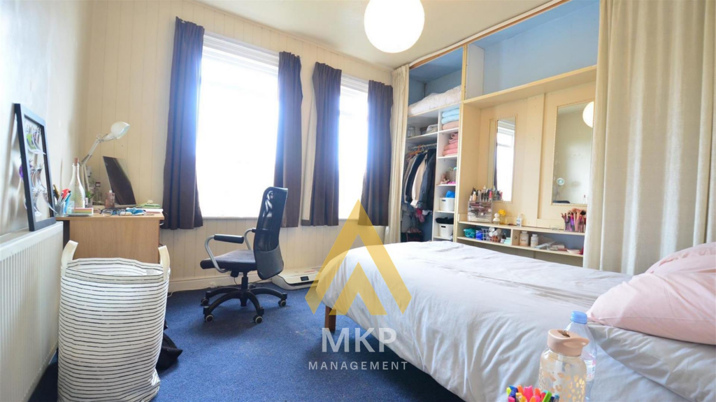 Additional image 9 of Warwards Lane, Selly Oak B29 7QX