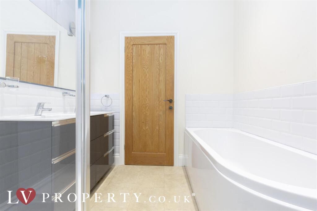 Additional image 9 of Dakota Apartment, James Street, St. Pauls Square, Jewellery Quarter