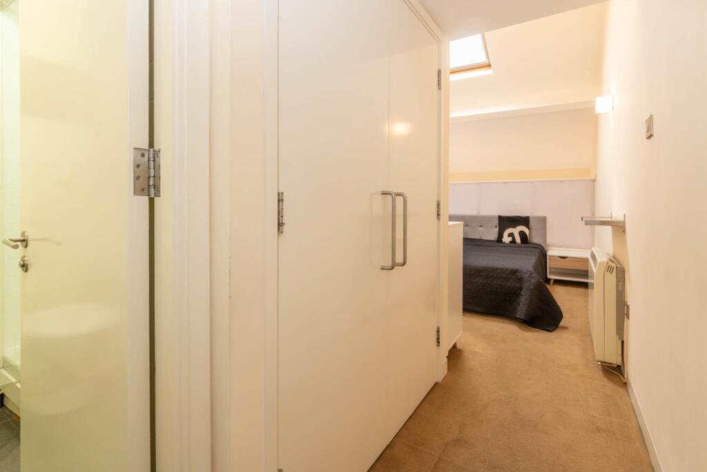 Additional image 8 of Cathedral Apartments, Barwick Street, B3 2NT