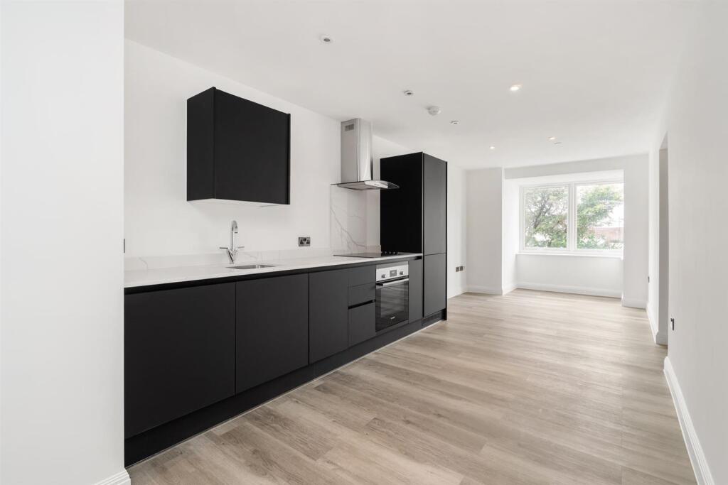 Additional image 2 of Swan Courtyard, Yardley