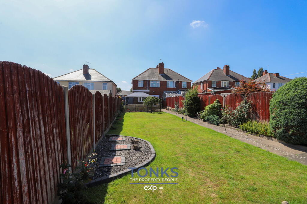 Additional image 20 of Extended with separate lounge & dining space - Mincing Lane, Rowley Regis, B65 9QE