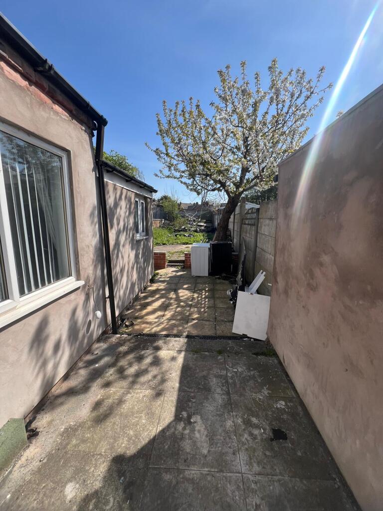 Additional image 9 of Bearwood Rd - 5 Bed HMO + 2 x Studio Flats , Smethwick, B66