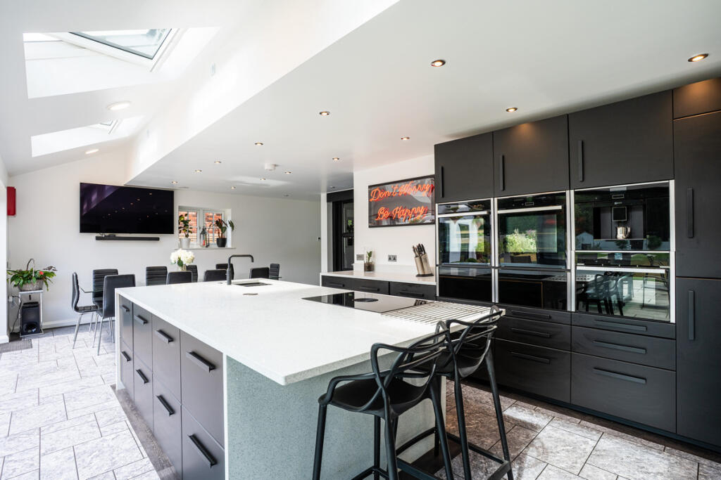 Additional image 4 of Alcester Road Burcot Bromsgrove, Worcestershire, B60 1FE