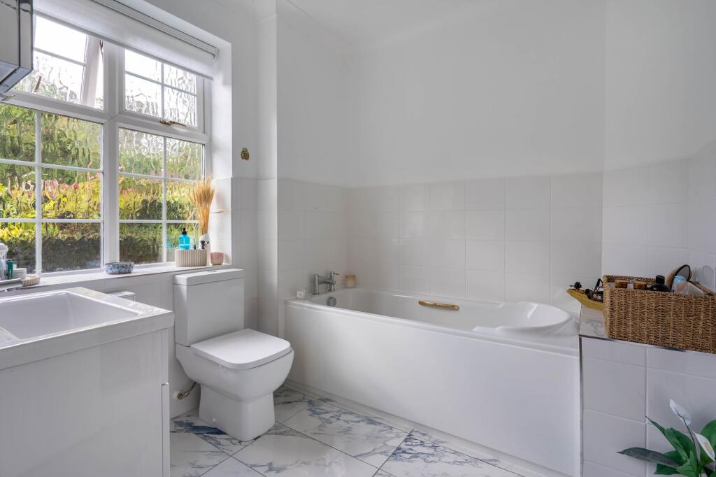 Additional image 6 of Malvern Grange, Greenhurst Drive, Barnt Green, B45 8GH