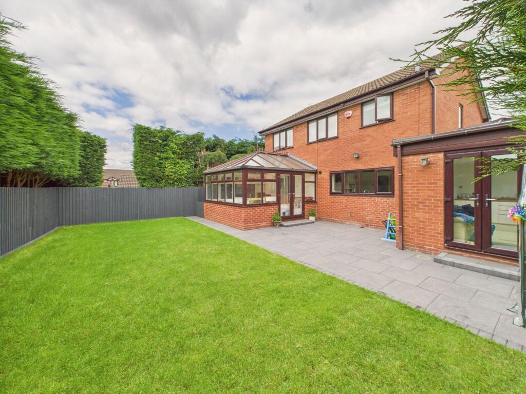 Additional image 15 of Hillview Close, Lickey End, B60