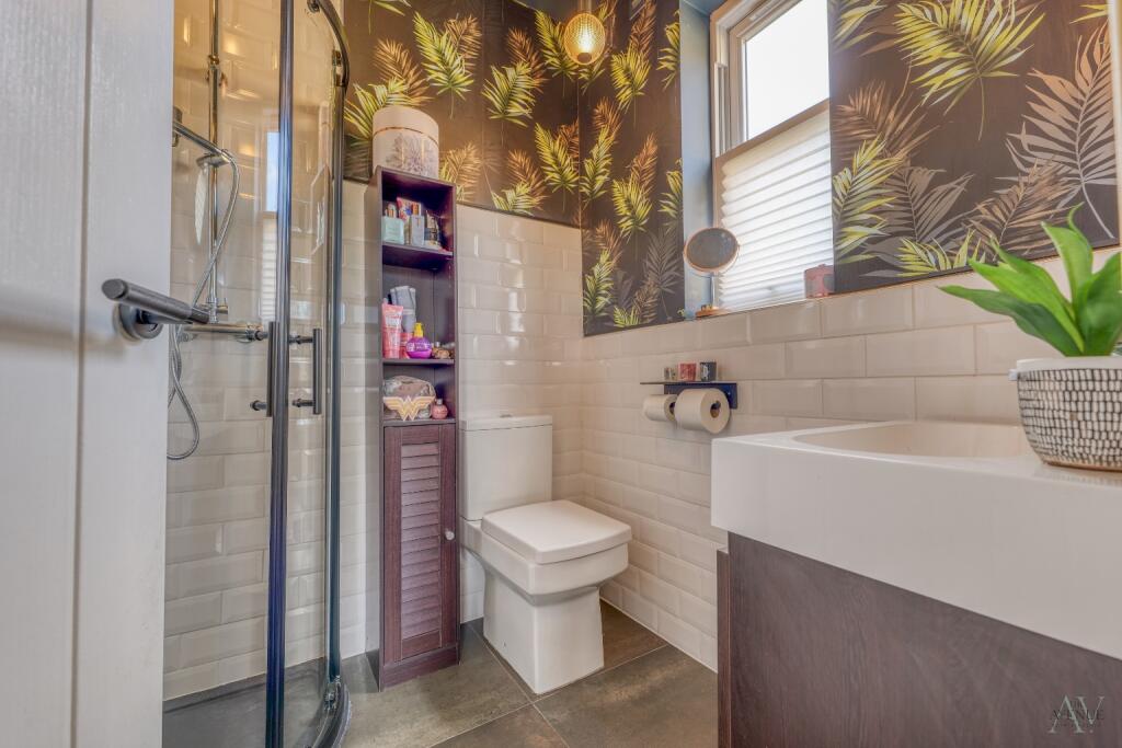 Additional image 19 of Immaculate 3 Bedroom Detached + Study!