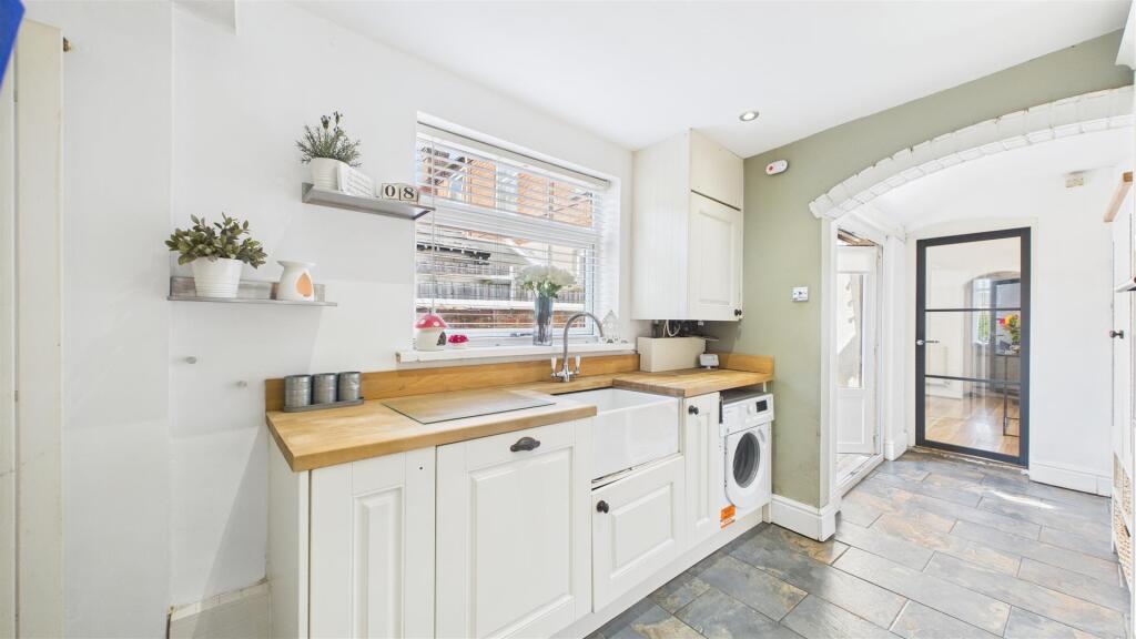 Additional image 10 of 28, Junction Street South, Oldbury, Sandwell, B69