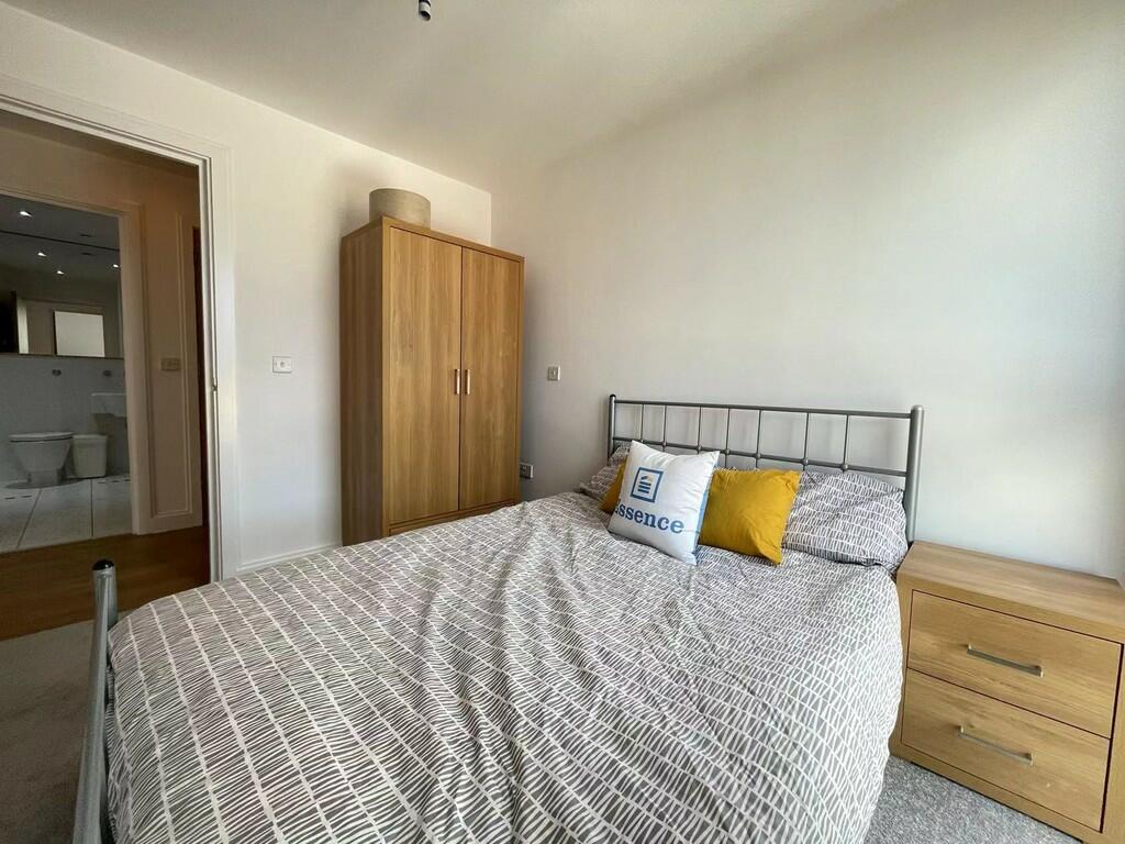 Additional image 11 of Southside , St. John's Walk, B5