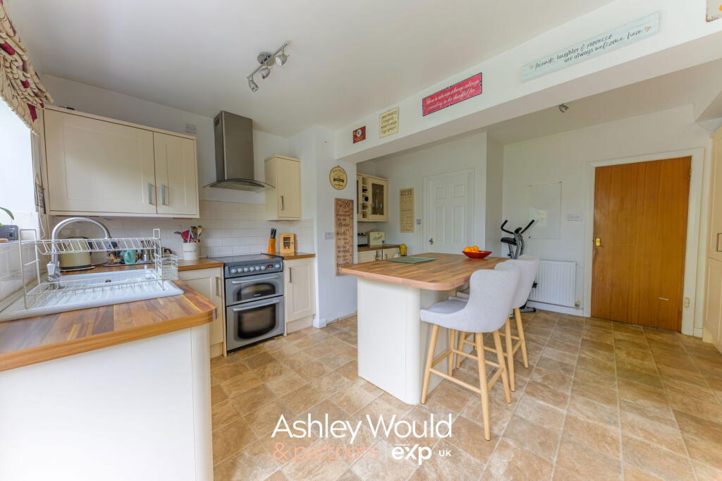 Additional image 4 of Hilston Avenue, Halesowen, B63 4BT