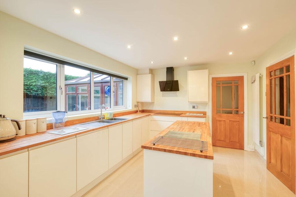 Additional image 4 of Hillview Close, Lickey End, B60