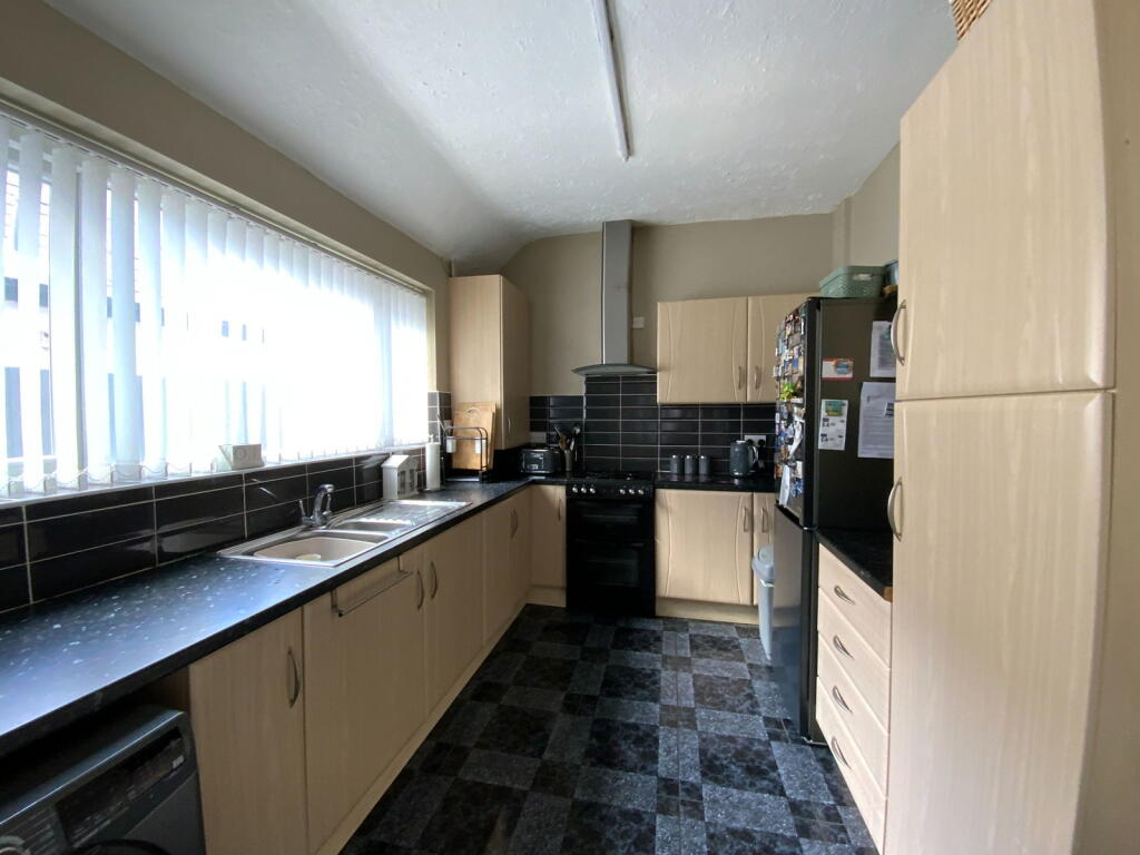 Additional image 4 of CRADLEY HEATH, Halesowen Road