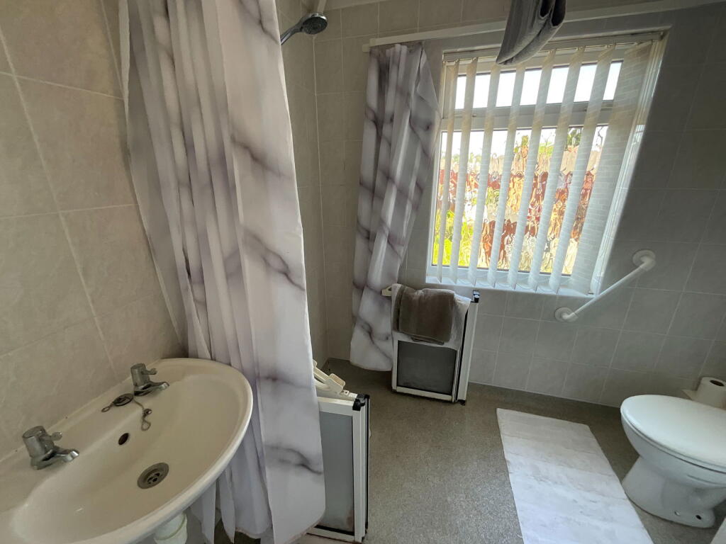 Additional image 9 of CRADLEY HEATH, Woodfield Avenue