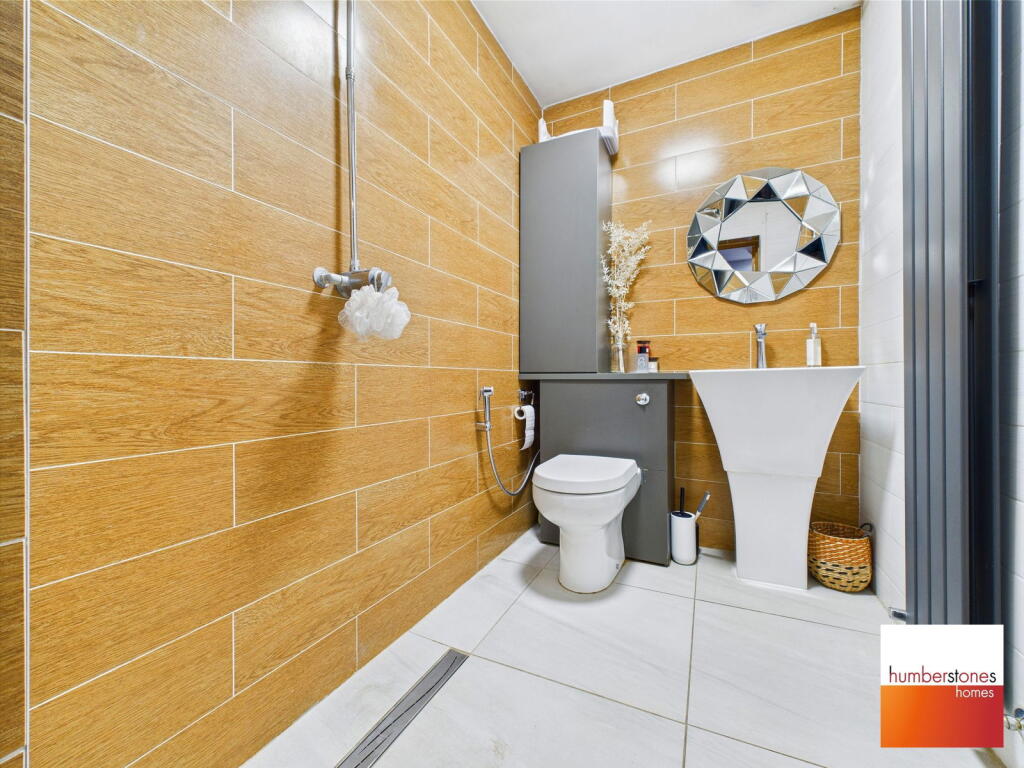 Additional image 10 of Newlands Drive, Halesowen, B62 9DZ