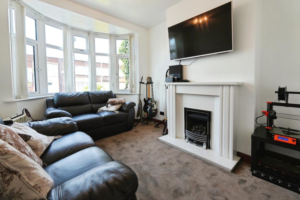 Additional image 16 of Dudley Road West, Oldbury, B69