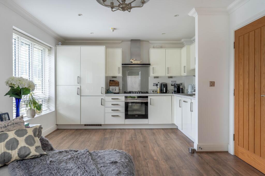 Additional image 4 of Butterwick Close, Barnt Green, B45