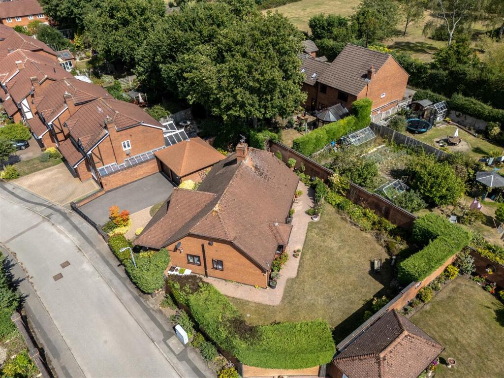 Additional image 20 of Richmond close, Hollywood