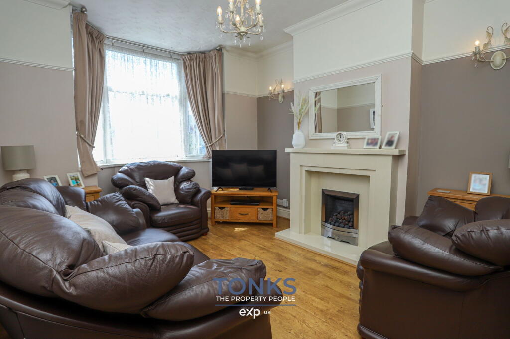 Additional image 4 of Extended with separate lounge & dining space - Mincing Lane, Rowley Regis, B65 9QE