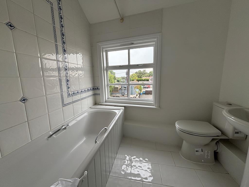 Additional image 8 of High Street, Bidford-on-avon