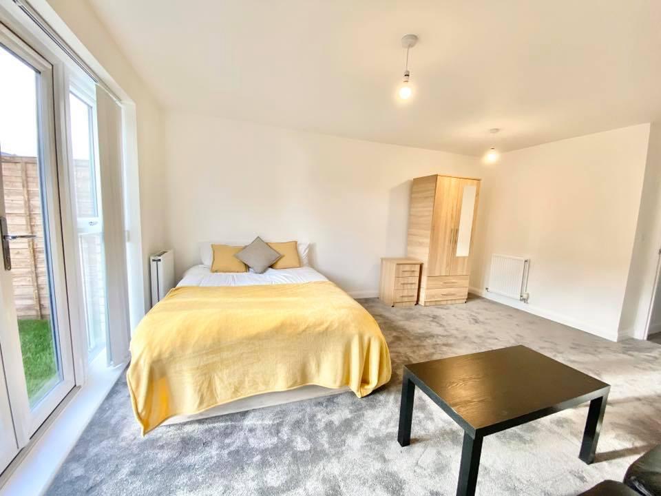 Rowton Lane, Birmingham, B5