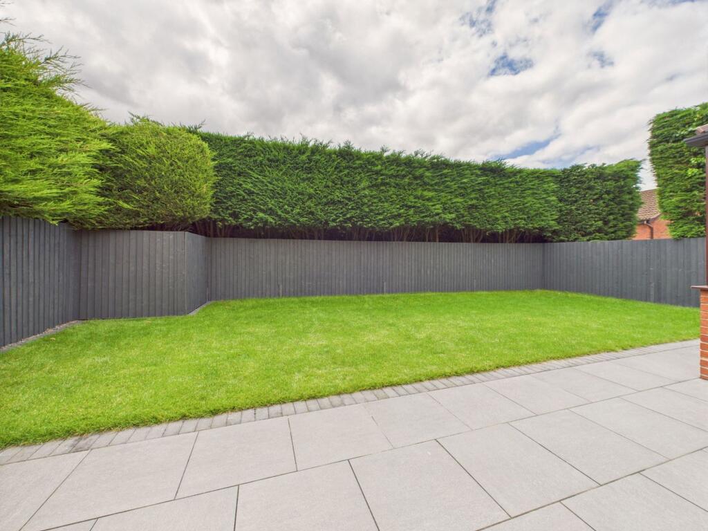 Additional image 18 of Hillview Close, Lickey End, B60