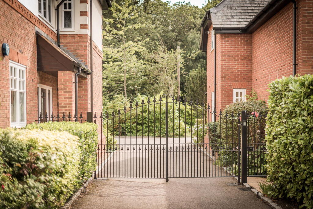 Additional image 5 of Streetly Lane, Sutton Coldfield, B74 4TT