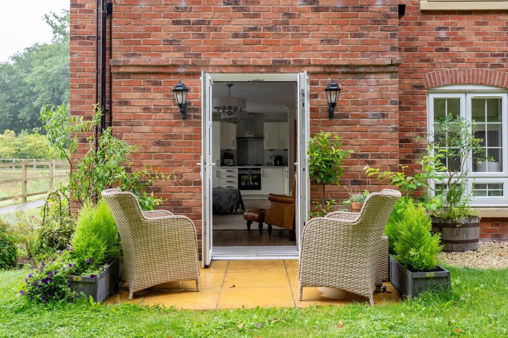 Additional image 12 of Butterwick Close, Barnt Green, B45