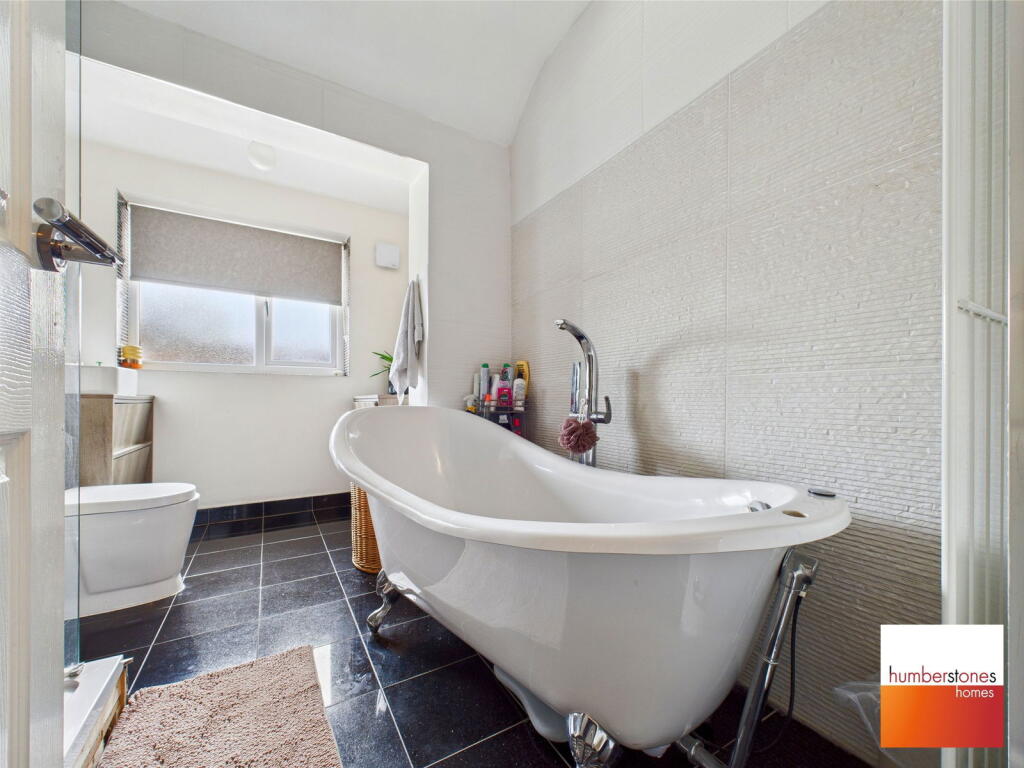 Additional image 17 of Newlands Drive, Halesowen, B62 9DZ
