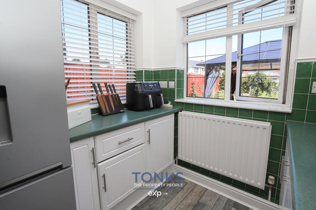 Additional image 8 of Extended with separate lounge & dining space - Mincing Lane, Rowley Regis, B65 9QE