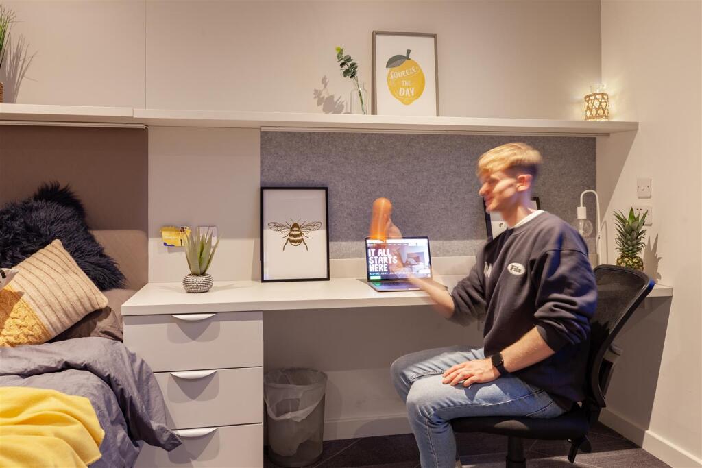 Additional image 39 of Birmingham | Student | September