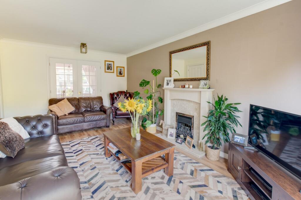 Additional image 4 of Appletrees Crescent, Bromsgrove, Worcestershire, B61