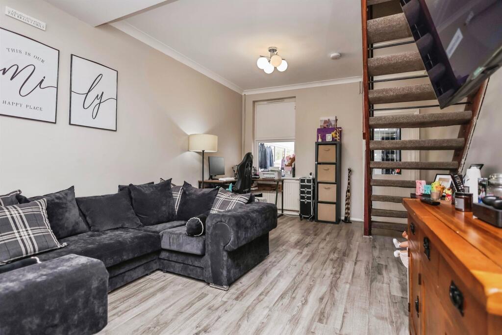 Additional image 5 of Barrs Street, OLDBURY